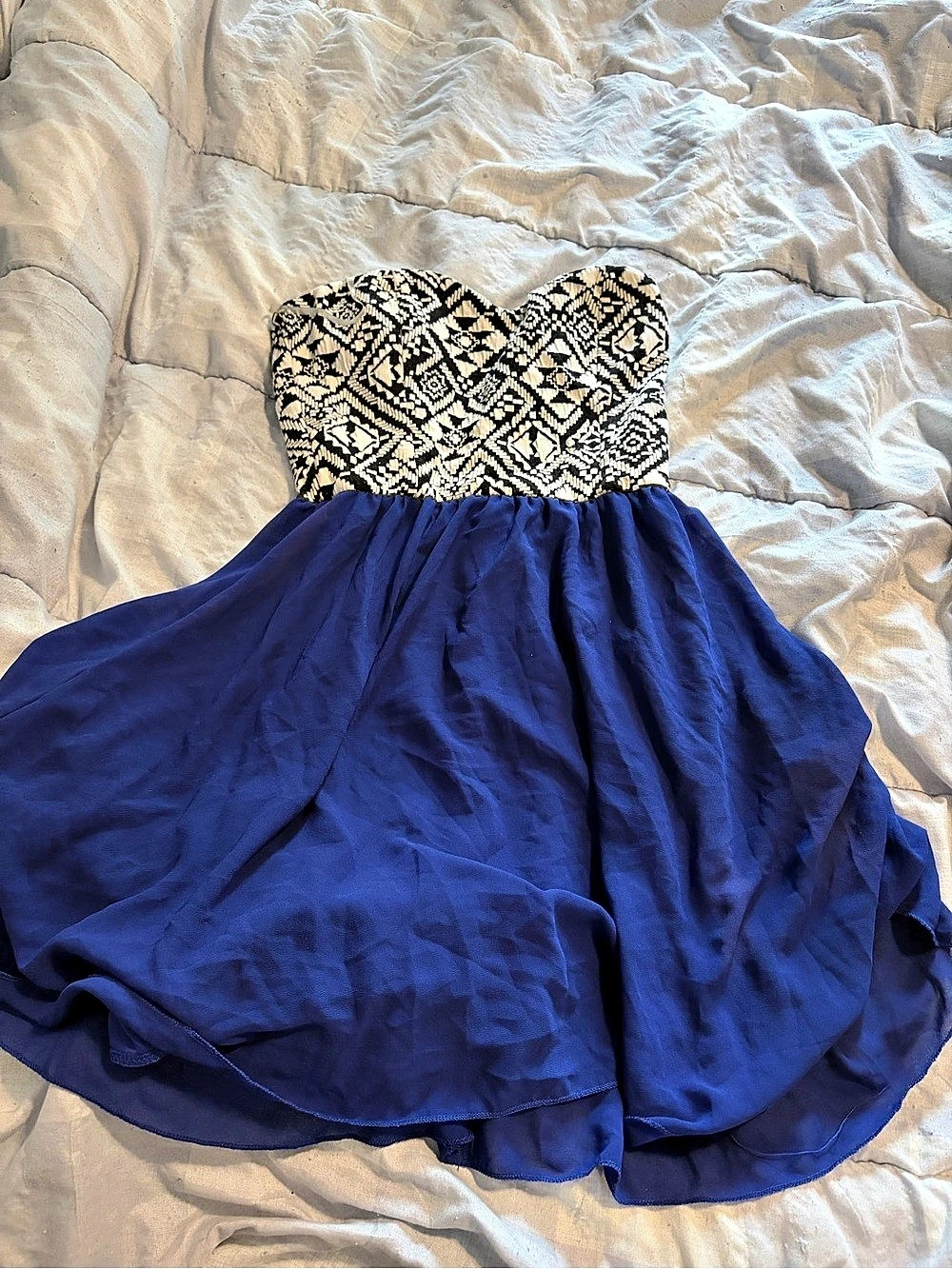 Me Rock Geometric Mini Dress in Blue & Black